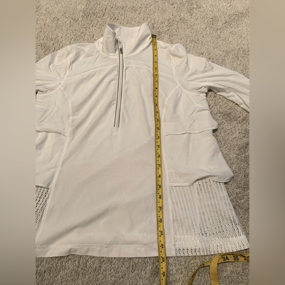 Lululemon - White Long-Sleeve Zip Top with Mesh Accents - Size 10 - Picture 8 of 9